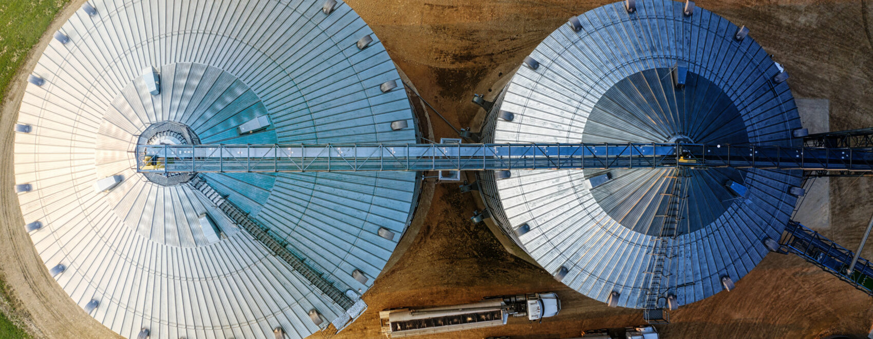 Photo of a farm and silos