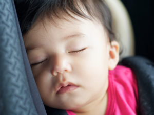 baby-sleeping-carseat-2