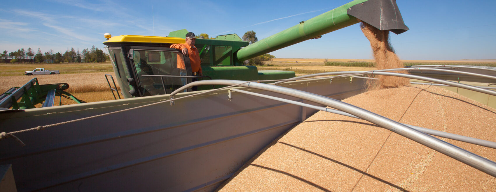photo of a grain being loaded